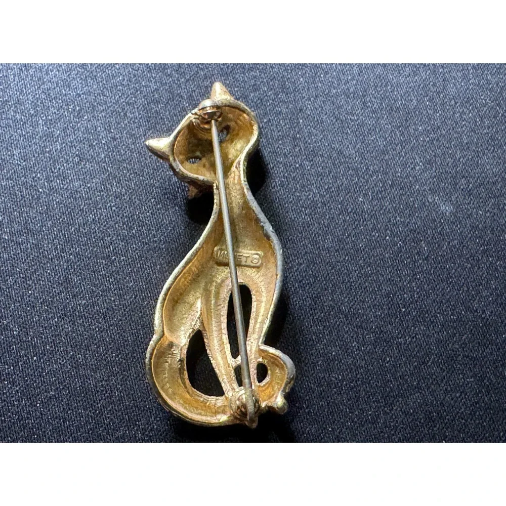Monet Vintage Gold Tone Textured Cat Brooch Feline Pin Jewelry